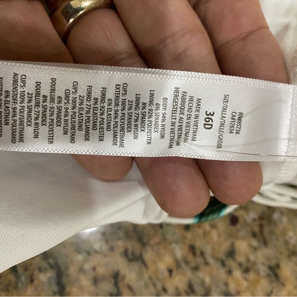 Coco Beech Tankini Top with Bottoms - Picture 8 of 12